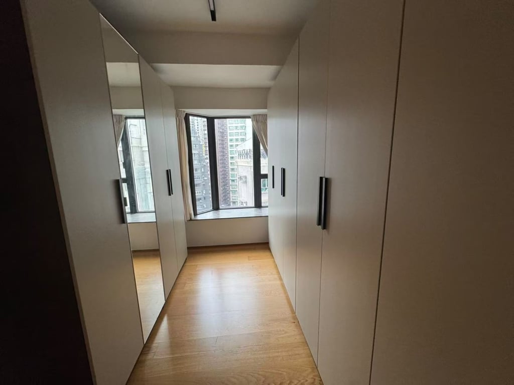 https://img.propertyraptor.com/cdn-cgi/imagedelivery/KD5bF_AFL0JDTbKLWF7z9g/ap8/ap8_001/hornet/prp/img/7f39a46ac16b023cbc1e2509a2273d07-wtm.jpg/public