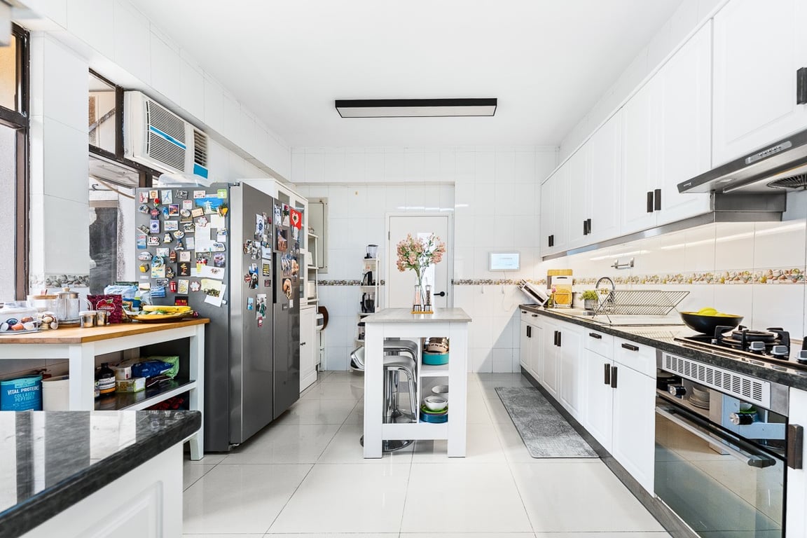 https://img.propertyraptor.com/cdn-cgi/imagedelivery/KD5bF_AFL0JDTbKLWF7z9g/ap8/ap8_001/hornet/prp/img/7f559ac52d70b1e8d6376228391a57f8-wtm.jpg/public