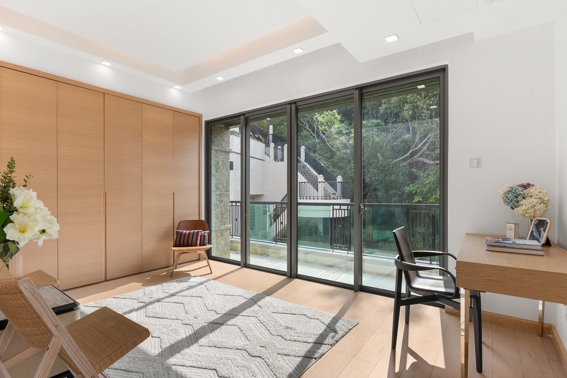 https://img.propertyraptor.com/cdn-cgi/imagedelivery/KD5bF_AFL0JDTbKLWF7z9g/ap8/ap8_001/hornet/prp/img/7f68c6d5999629eae77efb7247540ff3-wtm.jpg/public