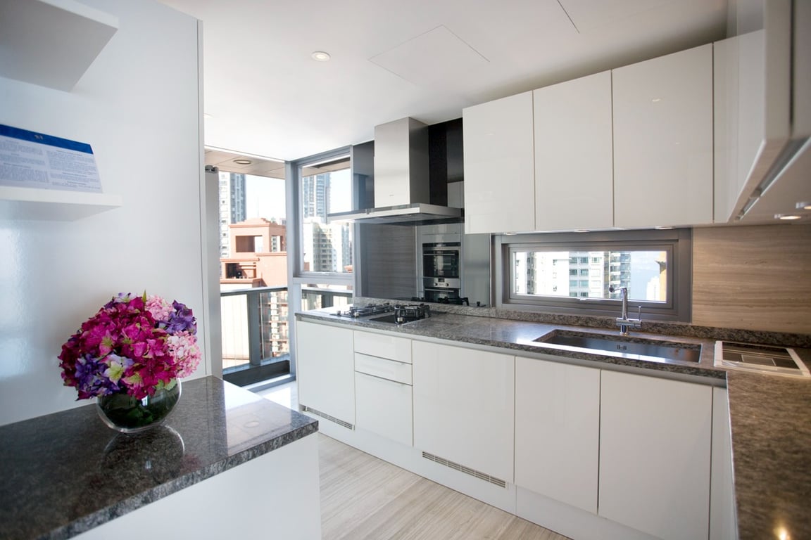 https://img.propertyraptor.com/cdn-cgi/imagedelivery/KD5bF_AFL0JDTbKLWF7z9g/ap8/ap8_001/hornet/prp/img/7f9fbd22ac7b52c54f9ce79c13ce09ec-wtm.jpg/public