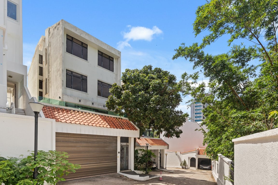 https://img.propertyraptor.com/cdn-cgi/imagedelivery/KD5bF_AFL0JDTbKLWF7z9g/ap8/ap8_001/hornet/prp/img/8003b4d1be0e39cdd831d2ca972b3179-wtm.jpg/public