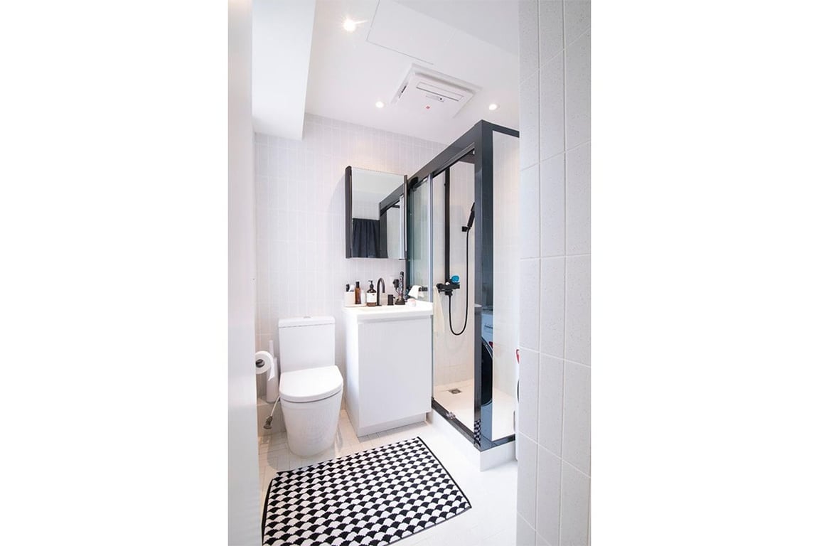 https://img.propertyraptor.com/cdn-cgi/imagedelivery/KD5bF_AFL0JDTbKLWF7z9g/ap8/ap8_001/hornet/prp/img/802b2a5982339850be5ae113ba2c3ade-wtm.jpg/public