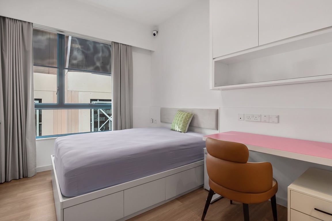 https://img.propertyraptor.com/cdn-cgi/imagedelivery/KD5bF_AFL0JDTbKLWF7z9g/ap8/ap8_001/hornet/prp/img/804a5b049abe394c14a13d68dec4c50b-wtm.jpg/public
