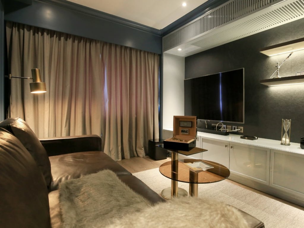 https://img.propertyraptor.com/cdn-cgi/imagedelivery/KD5bF_AFL0JDTbKLWF7z9g/ap8/ap8_001/hornet/prp/img/80af2bbcdff8a8d67a6f75f6a02e72ff.jpg/public