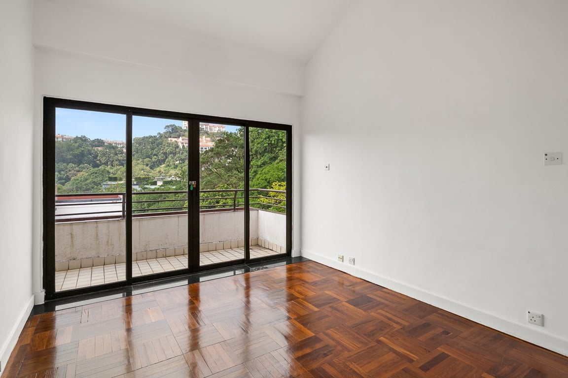 https://img.propertyraptor.com/cdn-cgi/imagedelivery/KD5bF_AFL0JDTbKLWF7z9g/ap8/ap8_001/hornet/prp/img/816fcd7b10e2ba93def9588946c84875-wtm.jpg/public