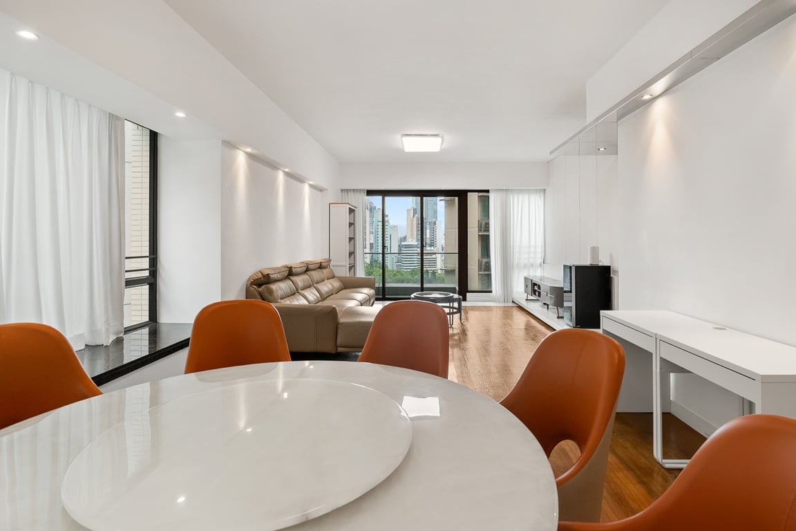 11 Macdonnell Road