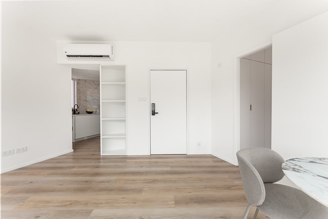 https://img.propertyraptor.com/cdn-cgi/imagedelivery/KD5bF_AFL0JDTbKLWF7z9g/ap8/ap8_001/hornet/prp/img/81e75e9f03338cbb0d95e79831cc6ea7-wtm.jpg/public
