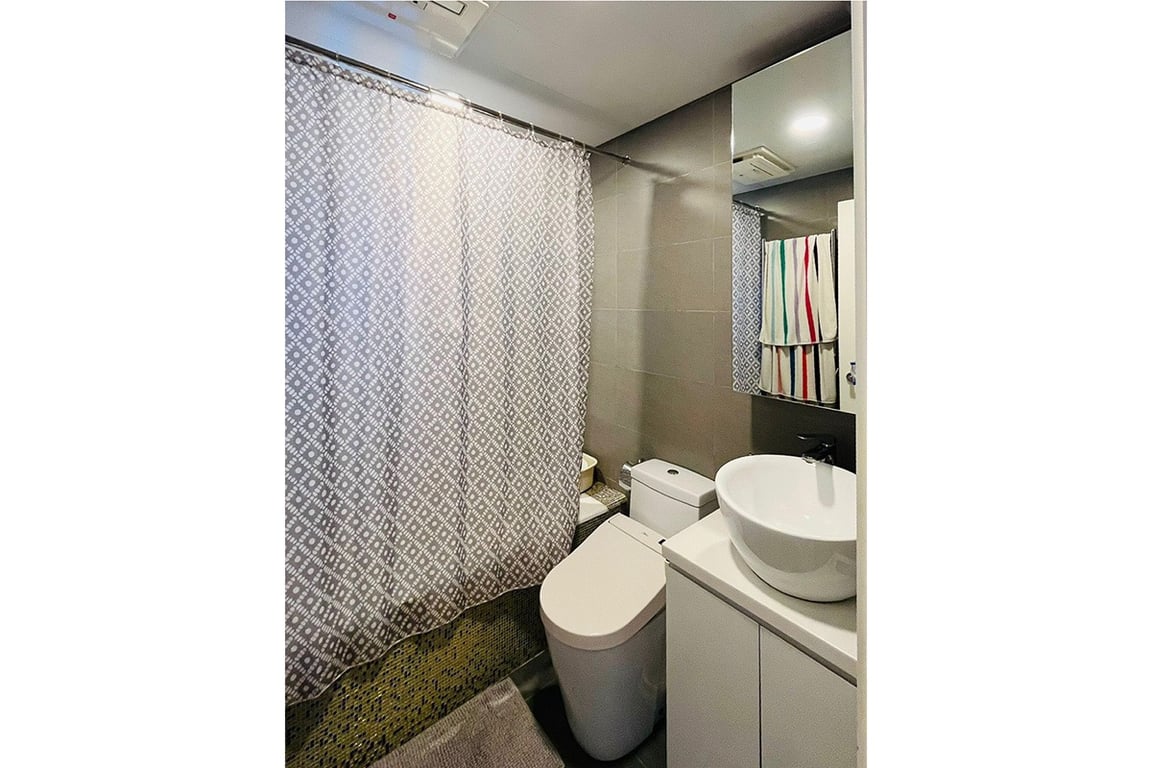 https://img.propertyraptor.com/cdn-cgi/imagedelivery/KD5bF_AFL0JDTbKLWF7z9g/ap8/ap8_001/hornet/prp/img/81e7848e4c0944a86cc5058459de9b4b-wtm.jpg/public