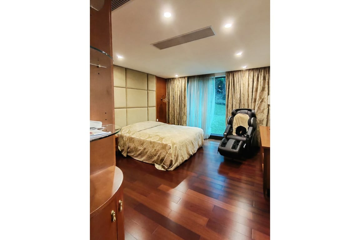 https://img.propertyraptor.com/cdn-cgi/imagedelivery/KD5bF_AFL0JDTbKLWF7z9g/ap8/ap8_001/hornet/prp/img/8204f2bb07647550ed2259dfa0228d52-wtm.jpg/public