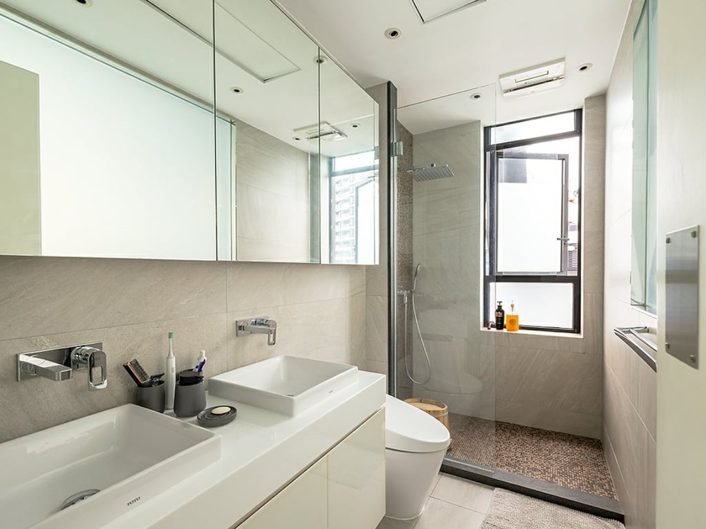 https://img.propertyraptor.com/cdn-cgi/imagedelivery/KD5bF_AFL0JDTbKLWF7z9g/ap8/ap8_001/hornet/prp/img/827dd6f953923aa14ed5351a1c2ea98a.jpg/public