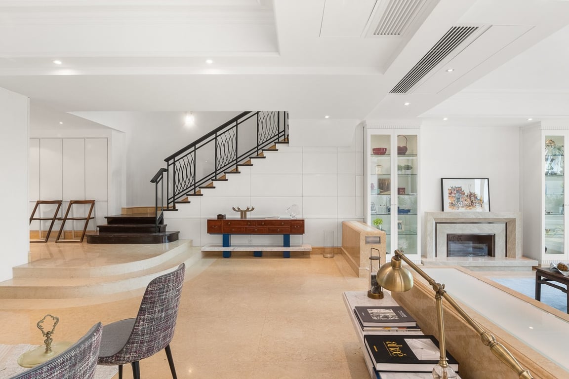 https://img.propertyraptor.com/cdn-cgi/imagedelivery/KD5bF_AFL0JDTbKLWF7z9g/ap8/ap8_001/hornet/prp/img/83f23cedf31f7477d44ad85853d04a61-wtm.jpg/public