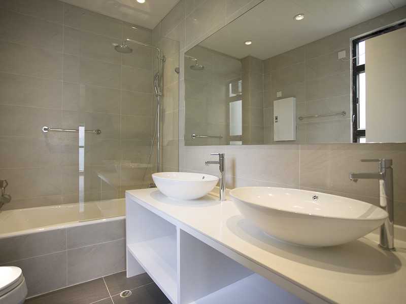 https://img.propertyraptor.com/cdn-cgi/imagedelivery/KD5bF_AFL0JDTbKLWF7z9g/ap8/ap8_001/hornet/prp/img/83f3236a07aefd08bec06c96ca5870ad.jpg/public