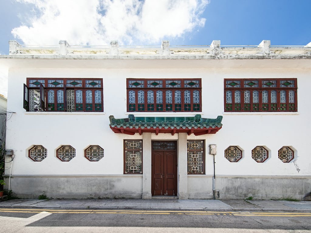 https://img.propertyraptor.com/cdn-cgi/imagedelivery/KD5bF_AFL0JDTbKLWF7z9g/ap8/ap8_001/hornet/prp/img/84830188530c9ff19ef74a5f4f4781af.jpg/public