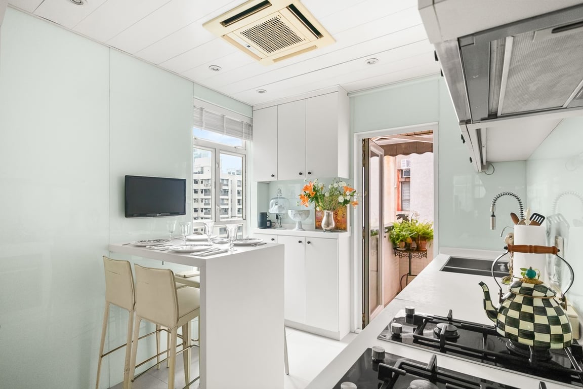 https://img.propertyraptor.com/cdn-cgi/imagedelivery/KD5bF_AFL0JDTbKLWF7z9g/ap8/ap8_001/hornet/prp/img/85089c8e77935a969560d62eeb73f7a9-wtm.jpg/public