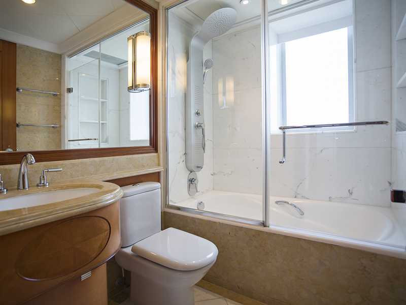 https://img.propertyraptor.com/cdn-cgi/imagedelivery/KD5bF_AFL0JDTbKLWF7z9g/ap8/ap8_001/hornet/prp/img/85735692143eec5231c96ed50196a749.jpg/public