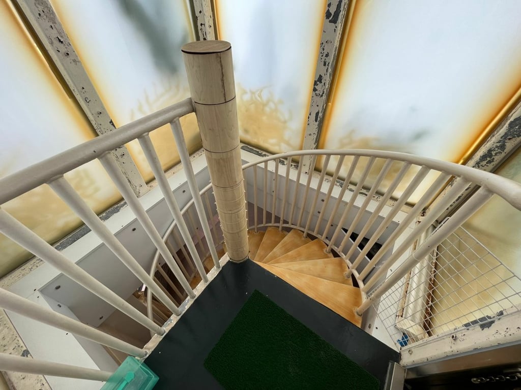 https://img.propertyraptor.com/cdn-cgi/imagedelivery/KD5bF_AFL0JDTbKLWF7z9g/ap8/ap8_001/hornet/prp/img/85bdc967404cb0ba867945f81560e21e-wtm.jpg/public