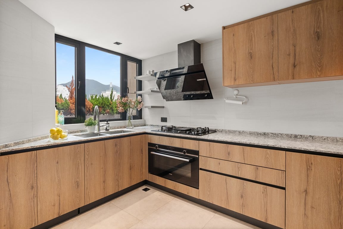 https://img.propertyraptor.com/cdn-cgi/imagedelivery/KD5bF_AFL0JDTbKLWF7z9g/ap8/ap8_001/hornet/prp/img/85f5246e81eb6b4b7201e49a553217e6-wtm.jpg/public