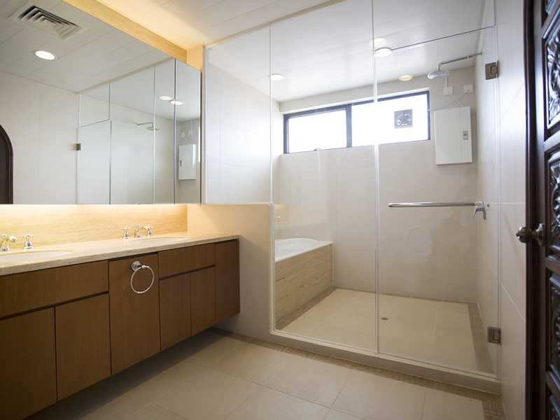https://img.propertyraptor.com/cdn-cgi/imagedelivery/KD5bF_AFL0JDTbKLWF7z9g/ap8/ap8_001/hornet/prp/img/86669cec108f4e295546502ad2c7cc5f.jpg/public