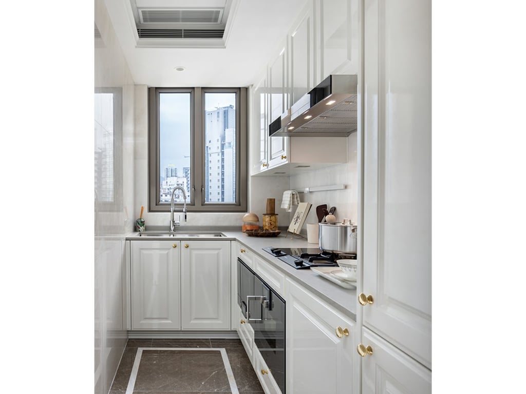 https://img.propertyraptor.com/cdn-cgi/imagedelivery/KD5bF_AFL0JDTbKLWF7z9g/ap8/ap8_001/hornet/prp/img/86895e00b9c0b03933de8f4e866e0727.jpg/public
