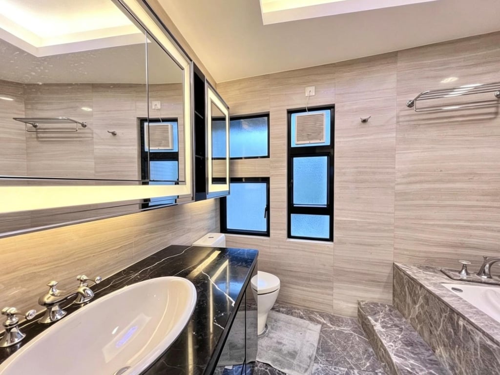 https://img.propertyraptor.com/cdn-cgi/imagedelivery/KD5bF_AFL0JDTbKLWF7z9g/ap8/ap8_001/hornet/prp/img/86c21ff9b78707ffd3e6a91f585ffaae-wtm.jpg/public