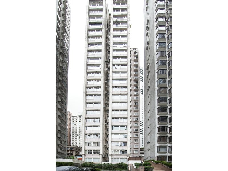 https://img.propertyraptor.com/cdn-cgi/imagedelivery/KD5bF_AFL0JDTbKLWF7z9g/ap8/ap8_001/hornet/prp/img/872de6930d4702fc0272018759304b2c.jpg/public