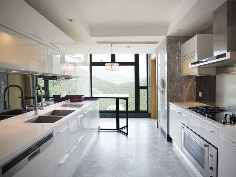127 Repulse Bay Road
