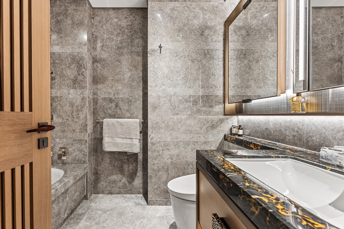 https://img.propertyraptor.com/cdn-cgi/imagedelivery/KD5bF_AFL0JDTbKLWF7z9g/ap8/ap8_001/hornet/prp/img/879d421f316fa78af21cfe249b541aed-wtm.jpg/public