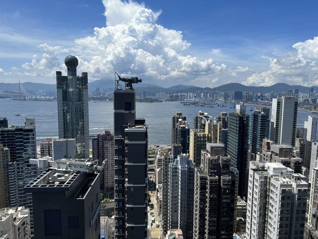 https://img.propertyraptor.com/cdn-cgi/imagedelivery/KD5bF_AFL0JDTbKLWF7z9g/ap8/ap8_001/hornet/prp/img/87a0a9091972b5336cc4eba7872e72a8.jpg/public