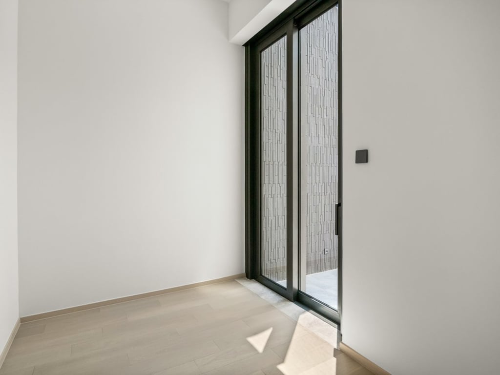 https://img.propertyraptor.com/cdn-cgi/imagedelivery/KD5bF_AFL0JDTbKLWF7z9g/ap8/ap8_001/hornet/prp/img/87c3b028fe7501ce177c7c8504e69adc.jpg/public