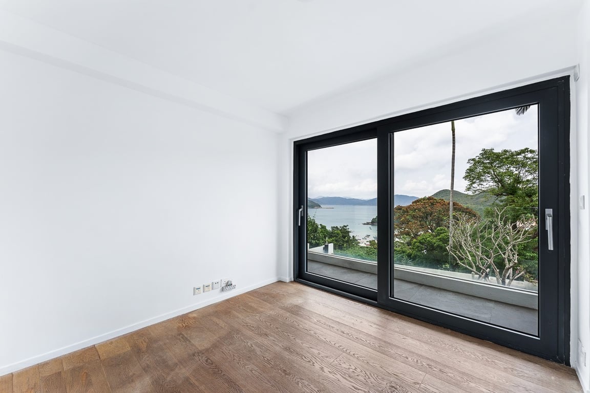 https://img.propertyraptor.com/cdn-cgi/imagedelivery/KD5bF_AFL0JDTbKLWF7z9g/ap8/ap8_001/hornet/prp/img/888ec24c9f823e03684bbb4edebe4063-wtm.jpg/public