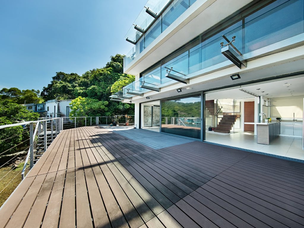 https://img.propertyraptor.com/cdn-cgi/imagedelivery/KD5bF_AFL0JDTbKLWF7z9g/ap8/ap8_001/hornet/prp/img/889f1dffc4309635dcb5bb900937c455.jpg/public