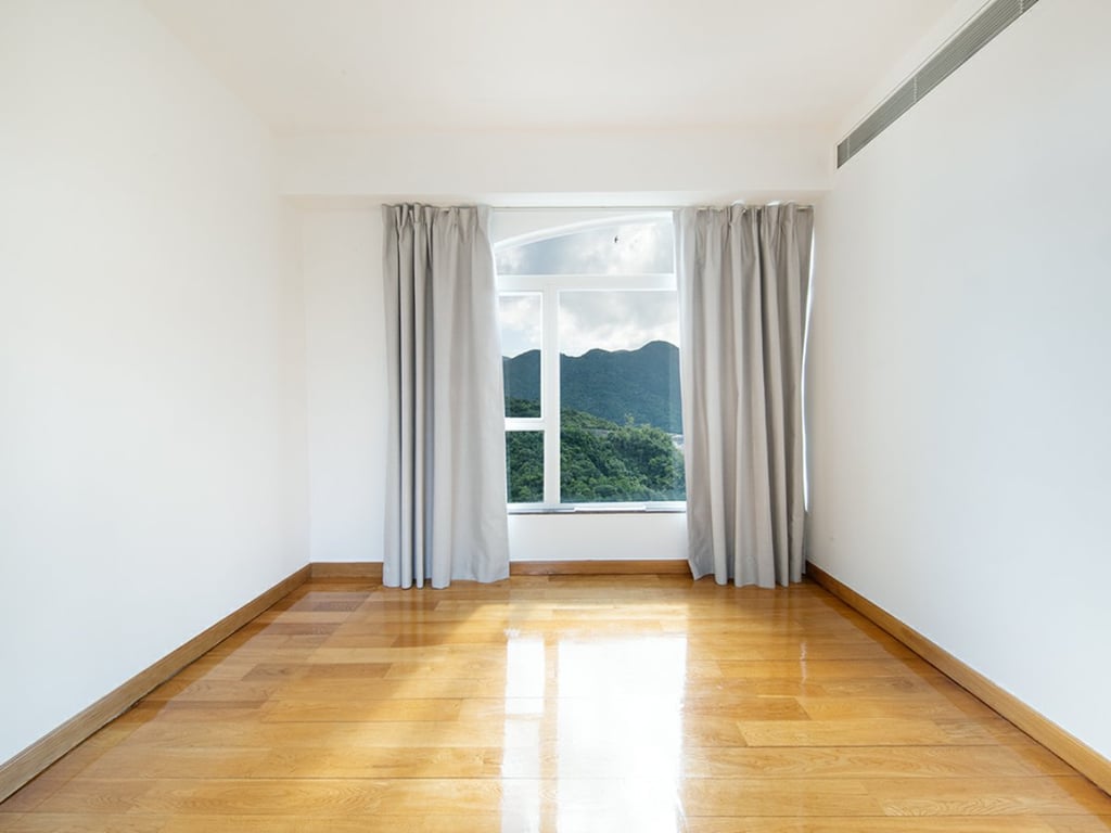 https://img.propertyraptor.com/cdn-cgi/imagedelivery/KD5bF_AFL0JDTbKLWF7z9g/ap8/ap8_001/hornet/prp/img/88ac9006402fd37c6e2405968d949736.jpg/public