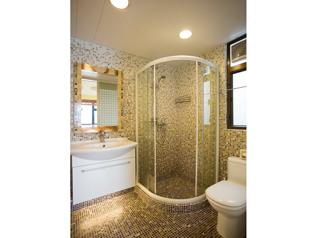 https://img.propertyraptor.com/cdn-cgi/imagedelivery/KD5bF_AFL0JDTbKLWF7z9g/ap8/ap8_001/hornet/prp/img/88f2d6092a02b0b341d4be1c9e5b99b0.jpg/public