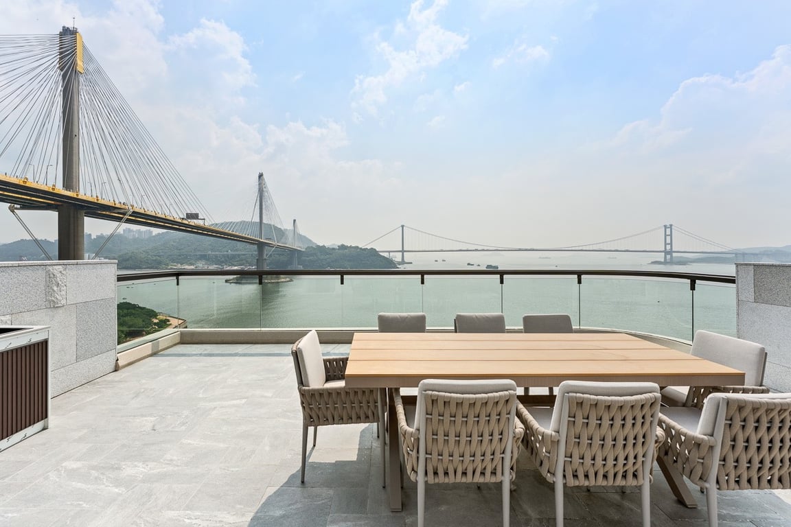 https://img.propertyraptor.com/cdn-cgi/imagedelivery/KD5bF_AFL0JDTbKLWF7z9g/ap8/ap8_001/hornet/prp/img/8943540578b60439d0f9834c80635484-wtm.jpg/public