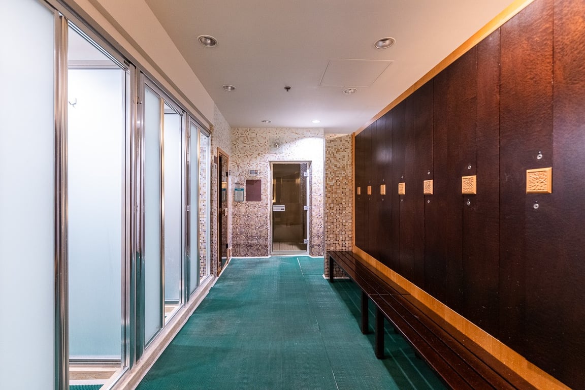 https://img.propertyraptor.com/cdn-cgi/imagedelivery/KD5bF_AFL0JDTbKLWF7z9g/ap8/ap8_001/hornet/prp/img/894b8d89570a40eaeebaa169d637396e-wtm.jpg/public