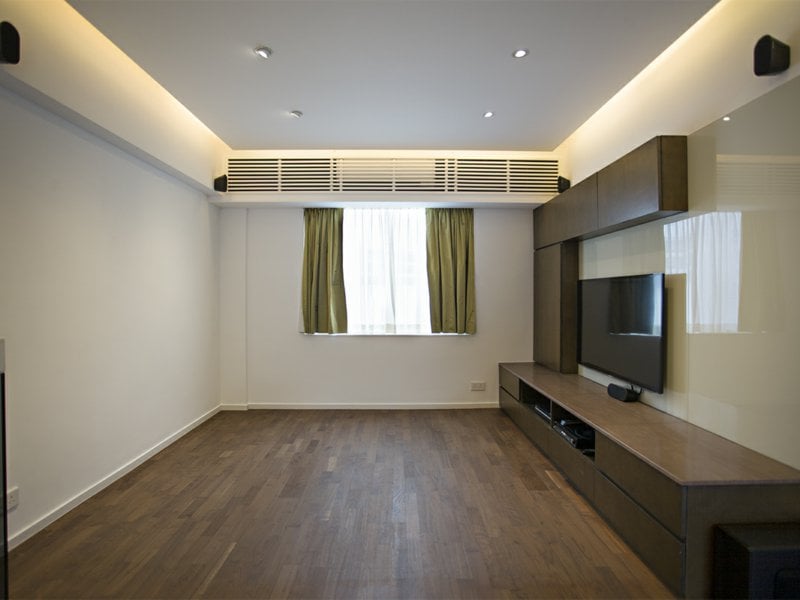 https://img.propertyraptor.com/cdn-cgi/imagedelivery/KD5bF_AFL0JDTbKLWF7z9g/ap8/ap8_001/hornet/prp/img/89f6c02548f8c2c57522ac89eab81f32.jpg/public