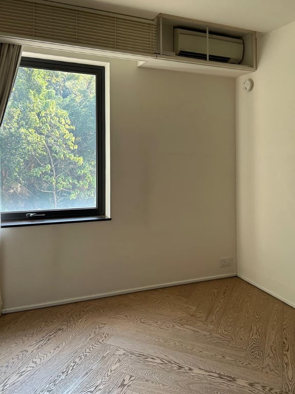https://img.propertyraptor.com/cdn-cgi/imagedelivery/KD5bF_AFL0JDTbKLWF7z9g/ap8/ap8_001/hornet/prp/img/8a59cf7d8ff91a9021651800dd283148-wtm.jpg/public