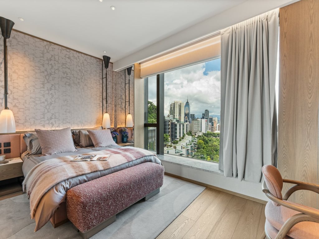 https://img.propertyraptor.com/cdn-cgi/imagedelivery/KD5bF_AFL0JDTbKLWF7z9g/ap8/ap8_001/hornet/prp/img/8a775c2c6a0d2fef68178e3d96506ba1-wtm.jpg/public