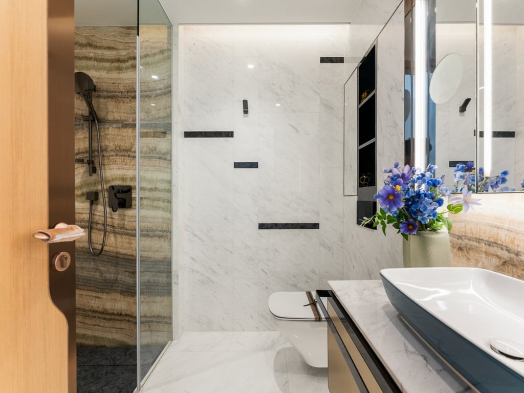 https://img.propertyraptor.com/cdn-cgi/imagedelivery/KD5bF_AFL0JDTbKLWF7z9g/ap8/ap8_001/hornet/prp/img/8a93d49bc9b71772b14160c80a0d11d7-wtm.jpg/public