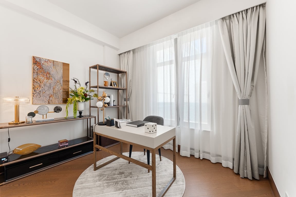 https://img.propertyraptor.com/cdn-cgi/imagedelivery/KD5bF_AFL0JDTbKLWF7z9g/ap8/ap8_001/hornet/prp/img/8b77d2db6eb455322af1128152fd406b-wtm.jpg/public