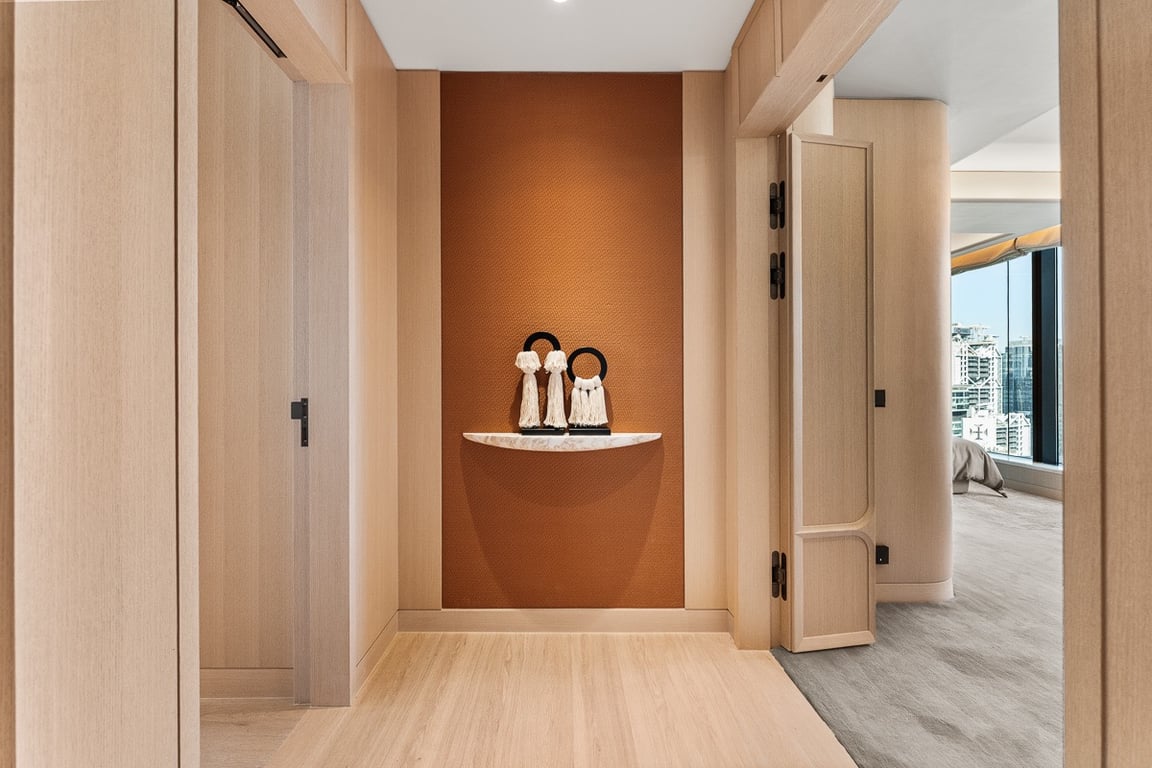 https://img.propertyraptor.com/cdn-cgi/imagedelivery/KD5bF_AFL0JDTbKLWF7z9g/ap8/ap8_001/hornet/prp/img/8bec6433ff690e3a6e4ac9b4f4384a9f-wtm.jpg/public