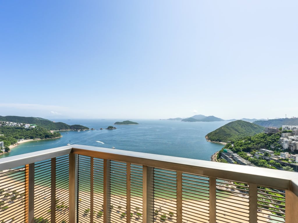 https://img.propertyraptor.com/cdn-cgi/imagedelivery/KD5bF_AFL0JDTbKLWF7z9g/ap8/ap8_001/hornet/prp/img/8c85f6fe67ac6d5db6fa992409814b57.jpg/public