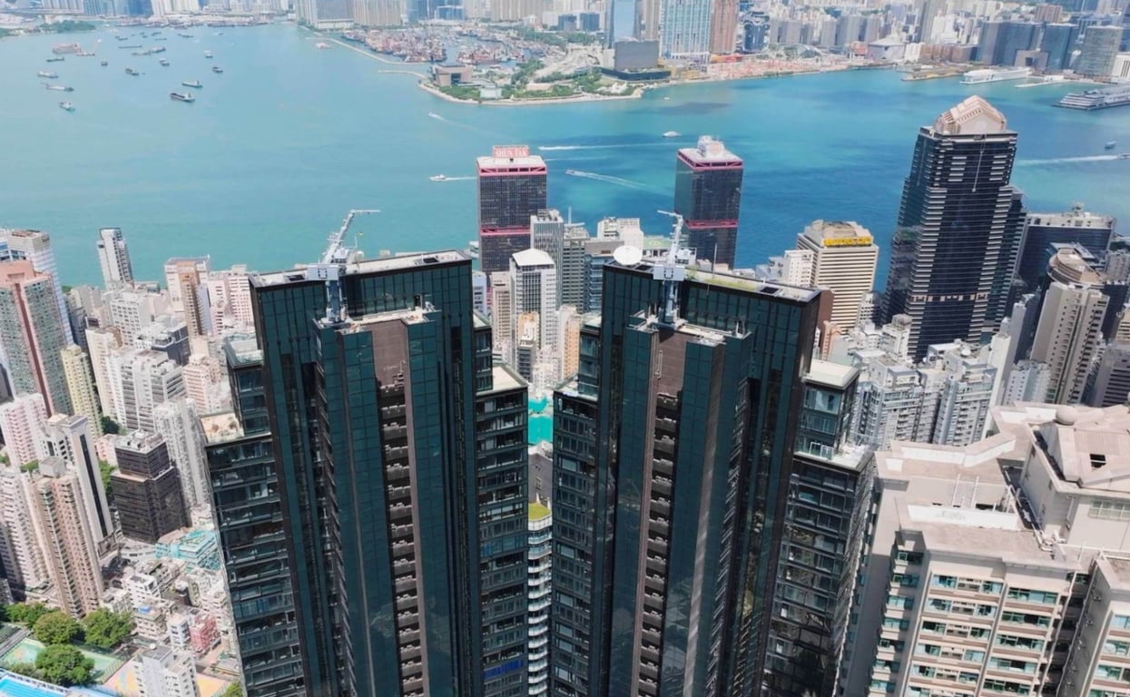 https://img.propertyraptor.com/cdn-cgi/imagedelivery/KD5bF_AFL0JDTbKLWF7z9g/ap8/ap8_001/hornet/prp/img/8d1832866c9796b735eb9fbeb68aea74-wtm.jpg/public