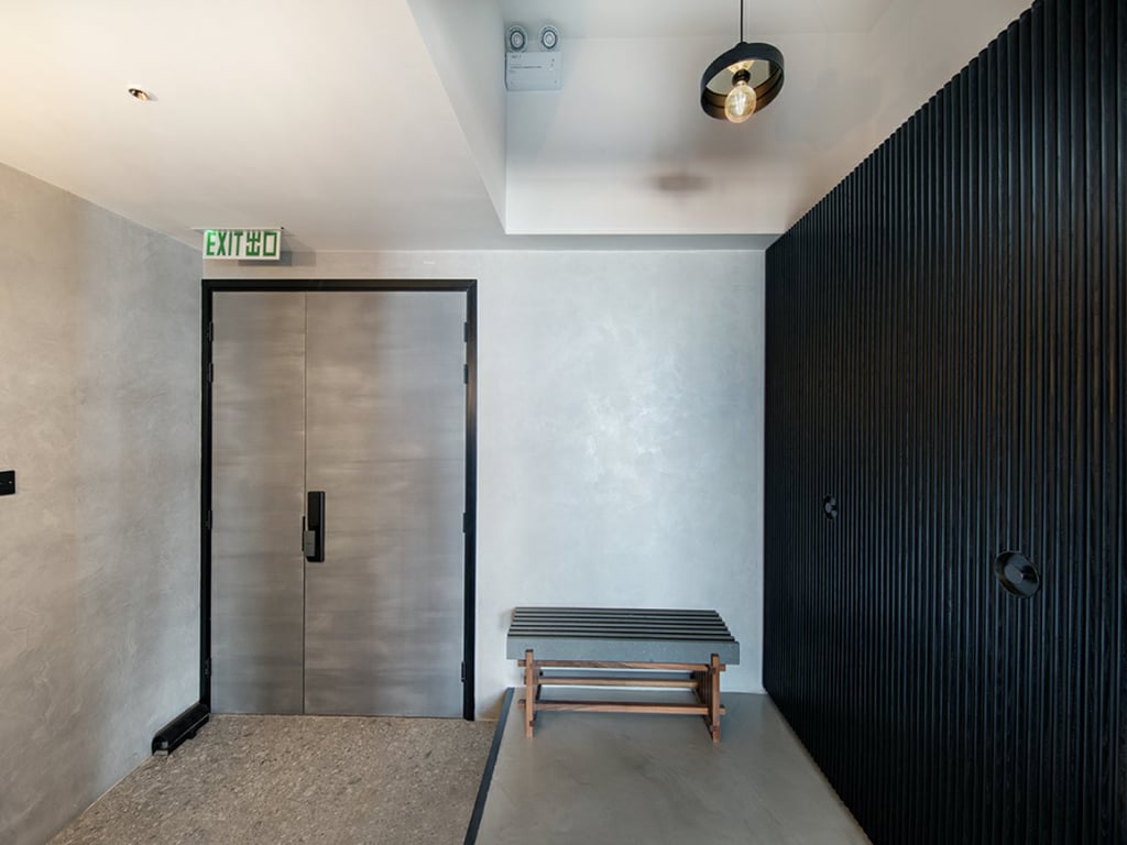 https://img.propertyraptor.com/cdn-cgi/imagedelivery/KD5bF_AFL0JDTbKLWF7z9g/ap8/ap8_001/hornet/prp/img/8d5211bb3d89c068a06fca28fc124f86.jpg/public