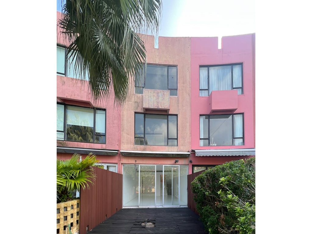 Stanley Court