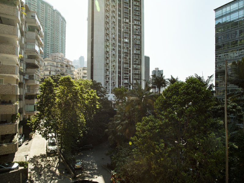https://img.propertyraptor.com/cdn-cgi/imagedelivery/KD5bF_AFL0JDTbKLWF7z9g/ap8/ap8_001/hornet/prp/img/8e088f2dafbc73e67e29a1c706e6cac9.jpg/public