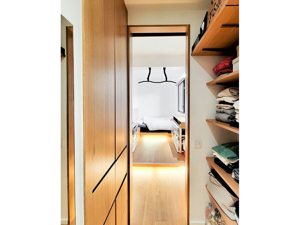 https://img.propertyraptor.com/cdn-cgi/imagedelivery/KD5bF_AFL0JDTbKLWF7z9g/ap8/ap8_001/hornet/prp/img/8e9af205bd937315f4d89217314868da.jpg/public