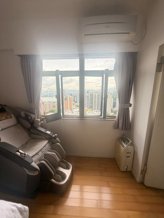 https://img.propertyraptor.com/cdn-cgi/imagedelivery/KD5bF_AFL0JDTbKLWF7z9g/ap8/ap8_001/hornet/prp/img/8ed23ee06eb070d8f950746ead8259a0-wtm.jpg/public