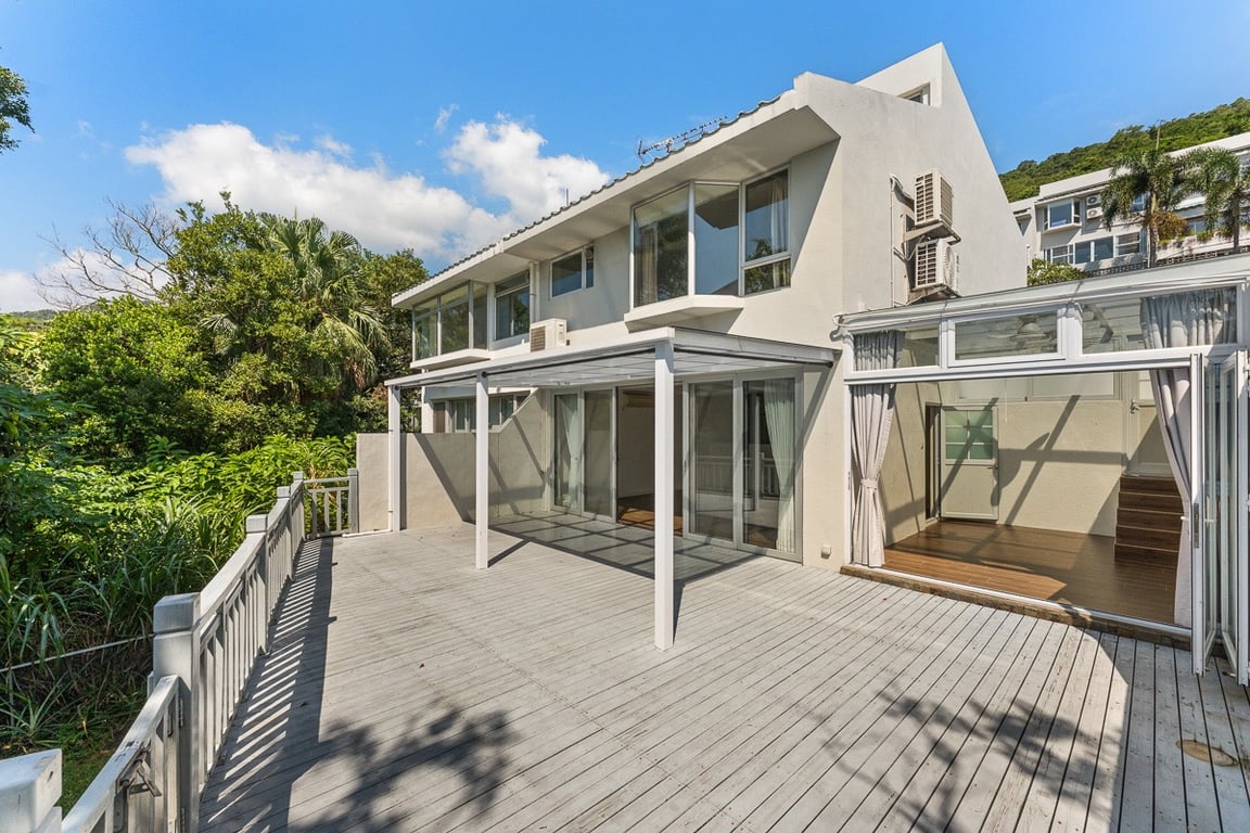 Leyburn Villas