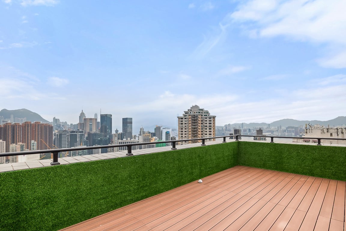 https://img.propertyraptor.com/cdn-cgi/imagedelivery/KD5bF_AFL0JDTbKLWF7z9g/ap8/ap8_001/hornet/prp/img/905bdf1717b631a3b9792b9fba63eacc-wtm.jpg/public